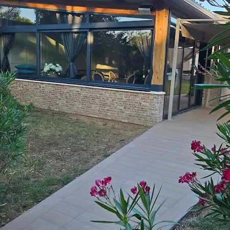 L Atelier Villa Sablons (Drome)